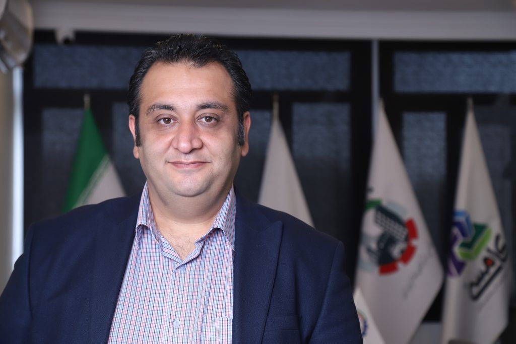 مهدی بستانچی رئیس انجمن تولیدکنندگان سیستم‌های تهویه مطبوع ایران از فروردین ۱۴۰۰ که دور جدید مذاکرات احیای برجام آغاز شد تا امروز حدود ۱۸ ماه گذشته است